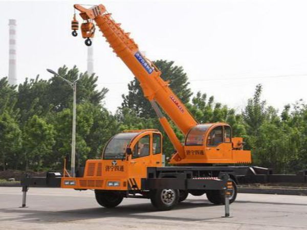 滁州市吊车出租电话_吊车出租公司租赁吊车在工作中的安全